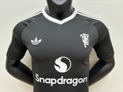 Manchester United 24/25 Training Jersey